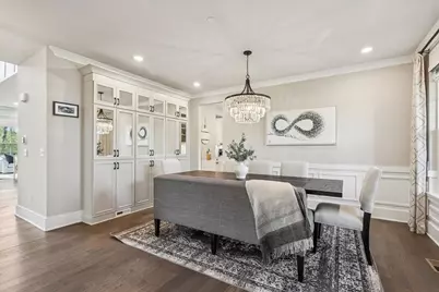 1329 Blackberry Court, Libertyville, IL 60048 - Photo 2