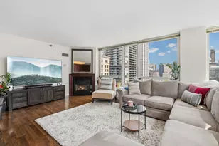 33 W Ontario St, Chicago, IL 60654 - Photo 8