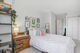 33 W Ontario St, Chicago, IL 60654 - Photo 22