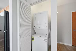 210 S Desplaines St, Chicago, IL 60661 - Photo 18