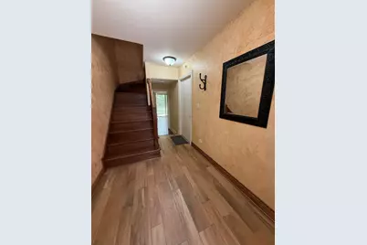 60 S Dee Road #G, Park Ridge, IL 60068 - Photo 2