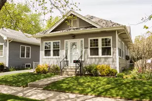 1014 Massena Ave, Waukegan, IL 60085 - Photo 2