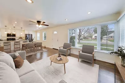 909 E Oakton Street, Arlington Heights, IL 60004 - Photo 8