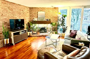 651 W Sheridan Rd, Chicago, IL 60613 - Photo 2