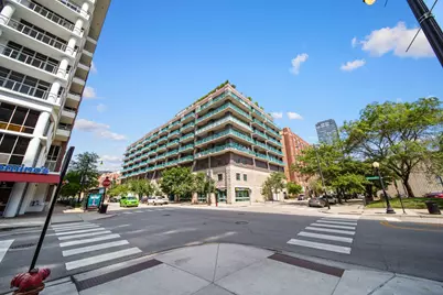 910 W Madison Street #609, Chicago, IL 60607 - Photo 2