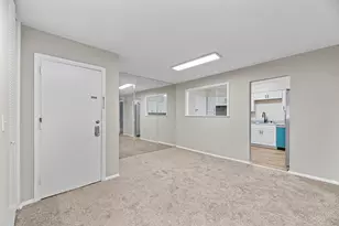 10369 Dearlove Rd, Glenview, IL 60025 - Photo 6