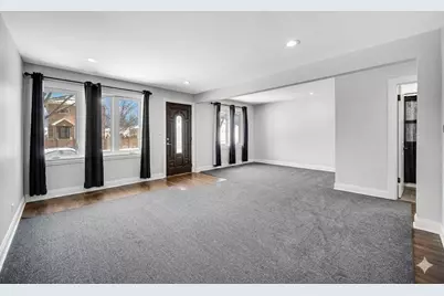 3322 N Pittsburgh Avenue, Chicago, IL 60634 - Photo 2