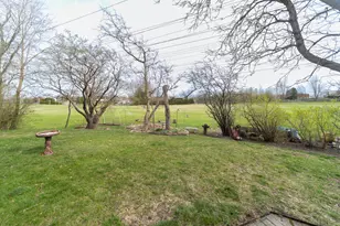 1201 N Scarlet Ct, Addison, IL 60101 - Photo 18