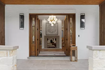 104 S Monroe Street, Hinsdale, IL 60521 - Photo 2