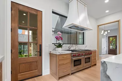 104 S Monroe Street, Hinsdale, IL 60521 - Photo 10