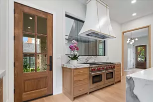 104 S Monroe St, Hinsdale, IL 60521 - Photo 10