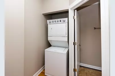 3101 N Racine Avenue #1, Chicago, IL 60657 - Photo 6