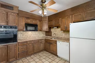 1440 N Lake Shore Dr, Chicago, IL 60610 - Photo 8