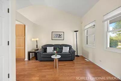 1004 Prairie View Court, Naperville, IL 60563 - Photo 6