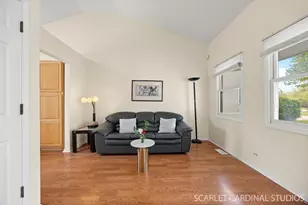 1004 Prairie View Ct, Naperville, IL 60563 - Photo 6