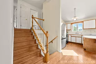 1004 Prairie View Ct, Naperville, IL 60563 - Photo 10