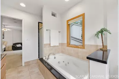 1004 Prairie View Court, Naperville, IL 60563 - Photo 14