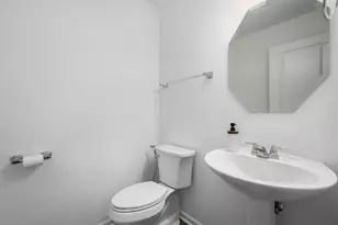 444 Radcliff Ln, South Elgin, IL 60177 - Photo 12