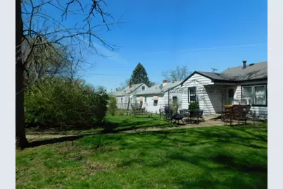 1228 Sherman Avenue, Rockford, IL 61101 - Photo 2