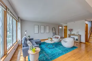 243 May Ct, Chicago Heights, IL 60411 - Photo 2