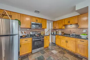 243 May Ct, Chicago Heights, IL 60411 - Photo 10
