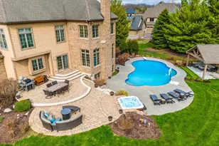 37W209 Deer Pond Ct, Saint Charles, IL 60175 - Photo 32