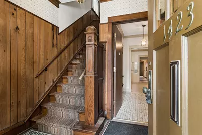 1423 W Hollywood Avenue, Chicago, IL 60660 - Photo 6