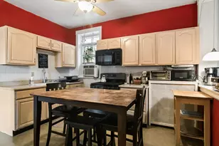 1423 W Hollywood Ave, Chicago, IL 60660 - Photo 34