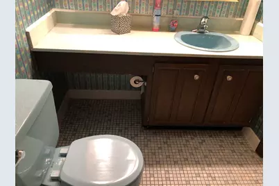 11277 S Roberts Road S #E, Palos Hills, IL 60465 - Photo 16