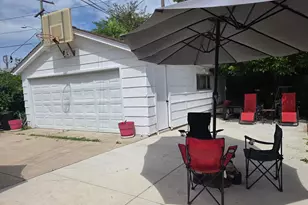 8713 S Washtenaw Ave, Evergreen Park, IL 60805 - Photo 40