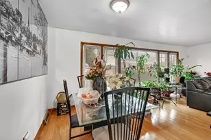 8713 S Washtenaw Ave, Evergreen Park, IL 60805 - Photo 8