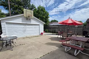 8713 S Washtenaw Ave, Evergreen Park, IL 60805 - Photo 42