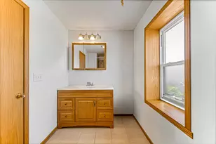 8713 S Washtenaw Ave, Evergreen Park, IL 60805 - Photo 26