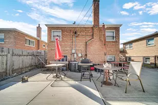 8713 S Washtenaw Ave, Evergreen Park, IL 60805 - Photo 34