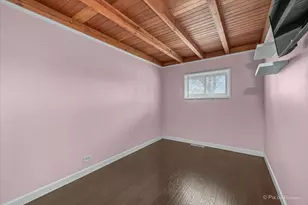 1100 W Highland Ave, Elgin, IL 60123 - Photo 10