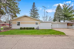 1100 W Highland Ave, Elgin, IL 60123 - Photo 18