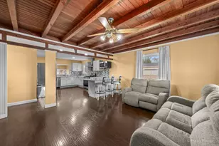 1100 W Highland Ave, Elgin, IL 60123 - Photo 2