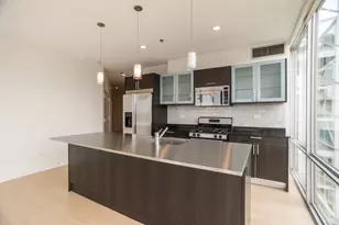 653 N Kingsbury St, Chicago, IL 60610 - Photo 8