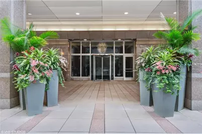 33 W Ontario Street #32C, Chicago, IL 60654 - Photo 38