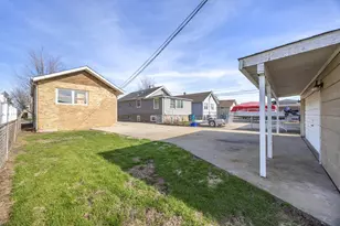 1706 N 15th Ave, Melrose Park, IL 60160 - Photo 14