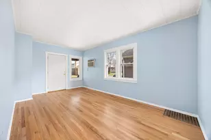 1706 N 15th Ave, Melrose Park, IL 60160 - Photo 6