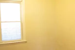 3025 E 80th Pl, Chicago, IL 60617 - Photo 8