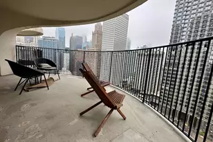 300 N State St, Chicago, IL 60654 - Photo 6