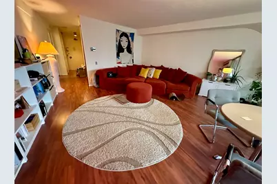 300 N State Street #2411, Chicago, IL 60654 - Photo 2
