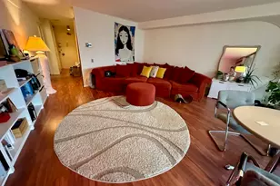 300 N State St, Chicago, IL 60654 - Photo 2