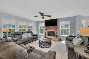 1002 Butterfield Cir E, Shorewood, IL 60404 - Photo 6