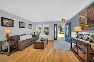 1002 Butterfield Cir E, Shorewood, IL 60404 - Photo 4