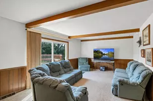 815 Knightsbridge Ln, Schaumburg, IL 60195 - Photo 8