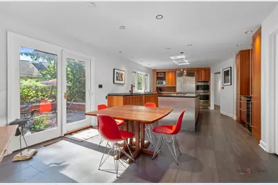 1175 Edgewood Road, Lake Forest, IL 60045 - Photo 10