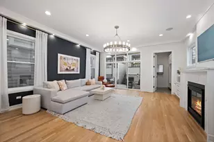 2042 N Honore St, Chicago, IL 60614 - Photo 10